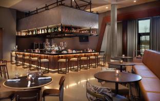 omni viking lakes hotel