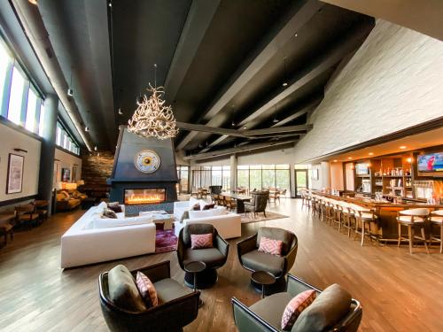 omni viking lakes hotel