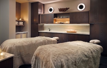 omni viking lakes hotel