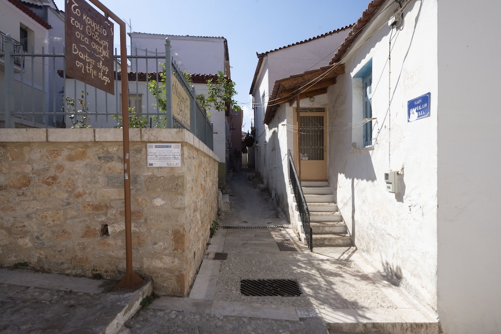 pylosea luxury lodge