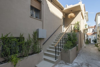 pylosea luxury lodge