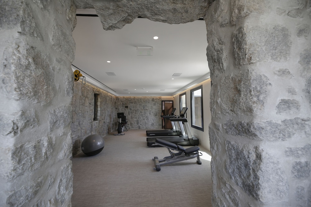 aeonic suites and spa