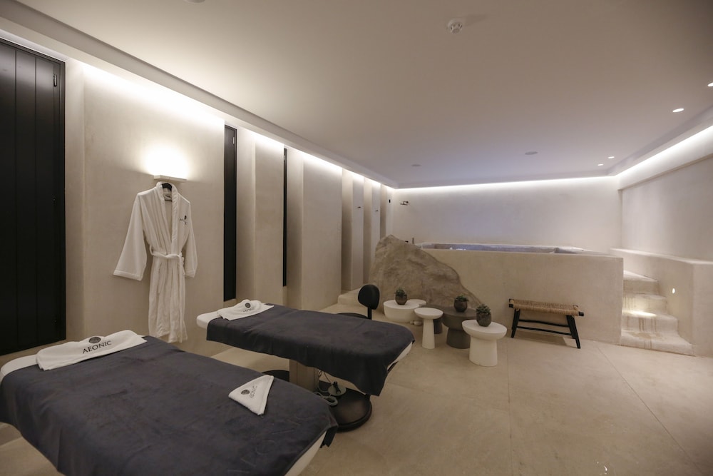 aeonic suites and spa
