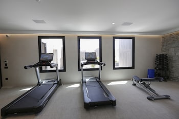 aeonic suites and spa