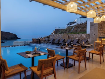 mykonos residence villas and suites