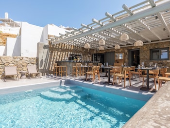 mykonos residence villas and suites