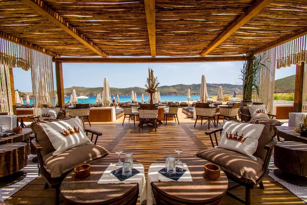 panormos bay suites
