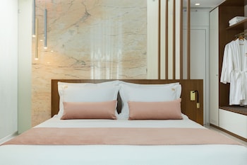 mirabile luxury suites