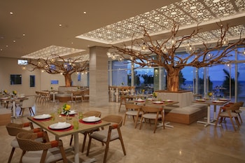 breathless cancun soul resort and spa