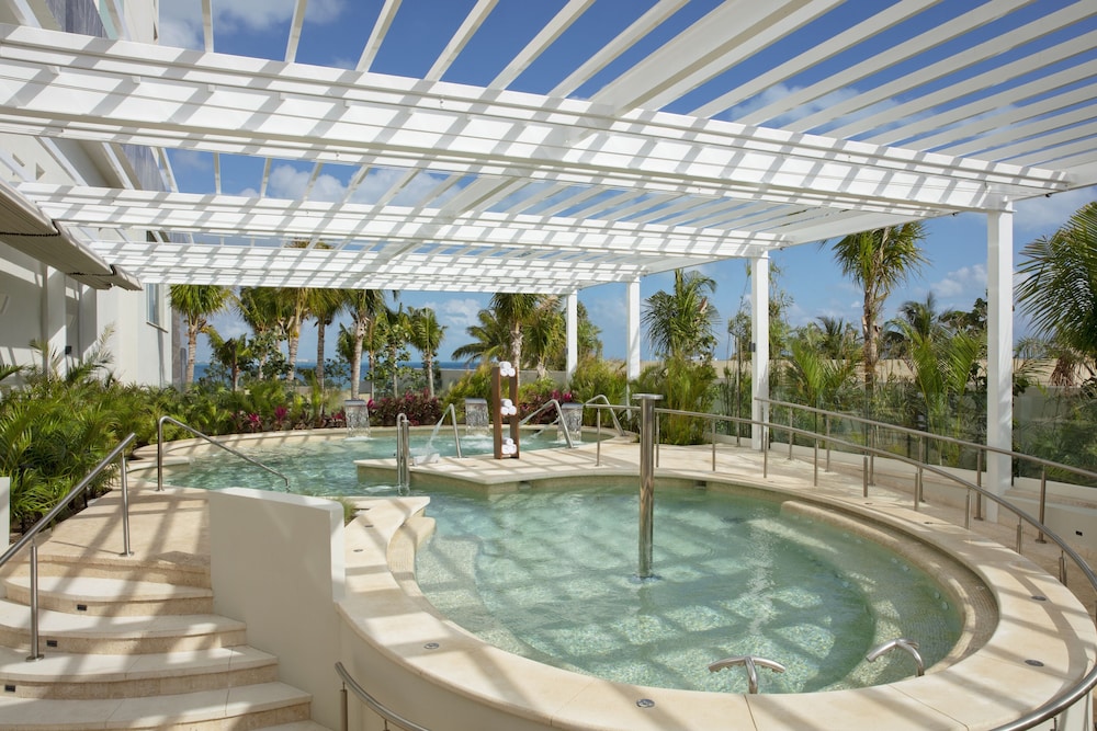 breathless cancun soul resort and spa