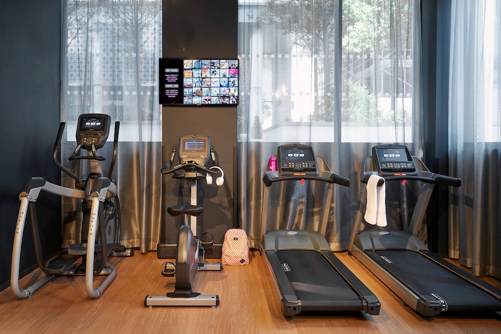 moxy milton keynes