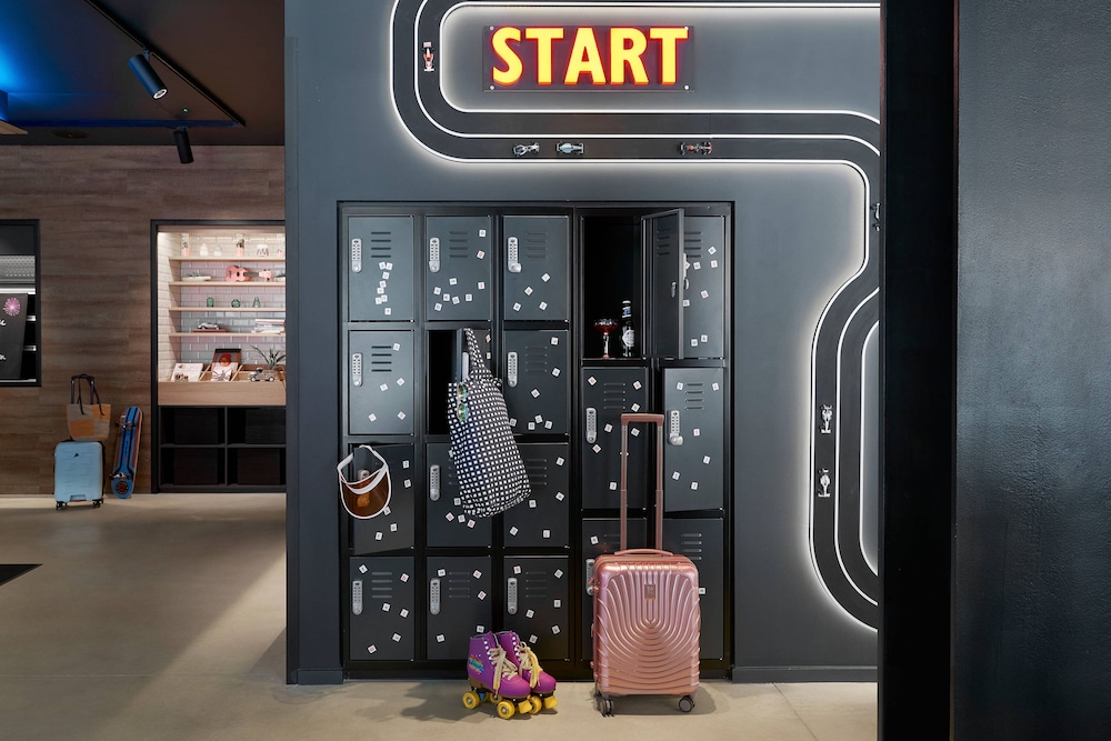 moxy milton keynes