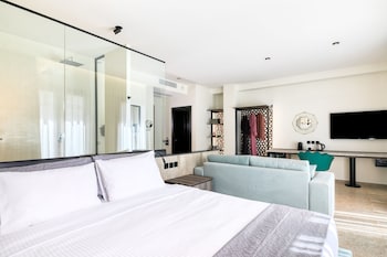 athens ivy suites
