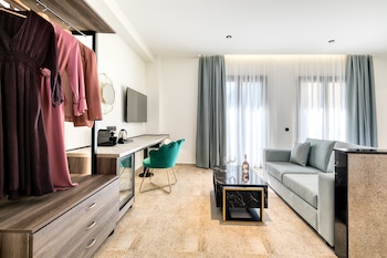 athens ivy suites
