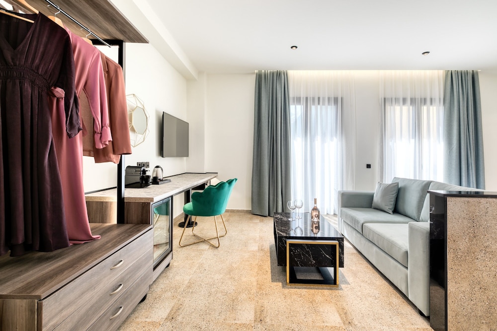 athens ivy suites