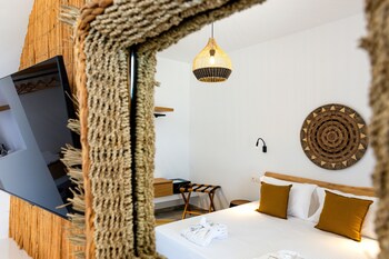 omilos beachfront house