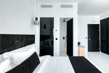 tagoo black