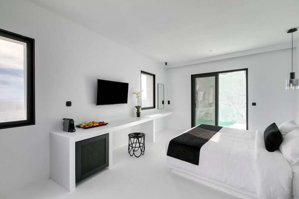 tagoo black