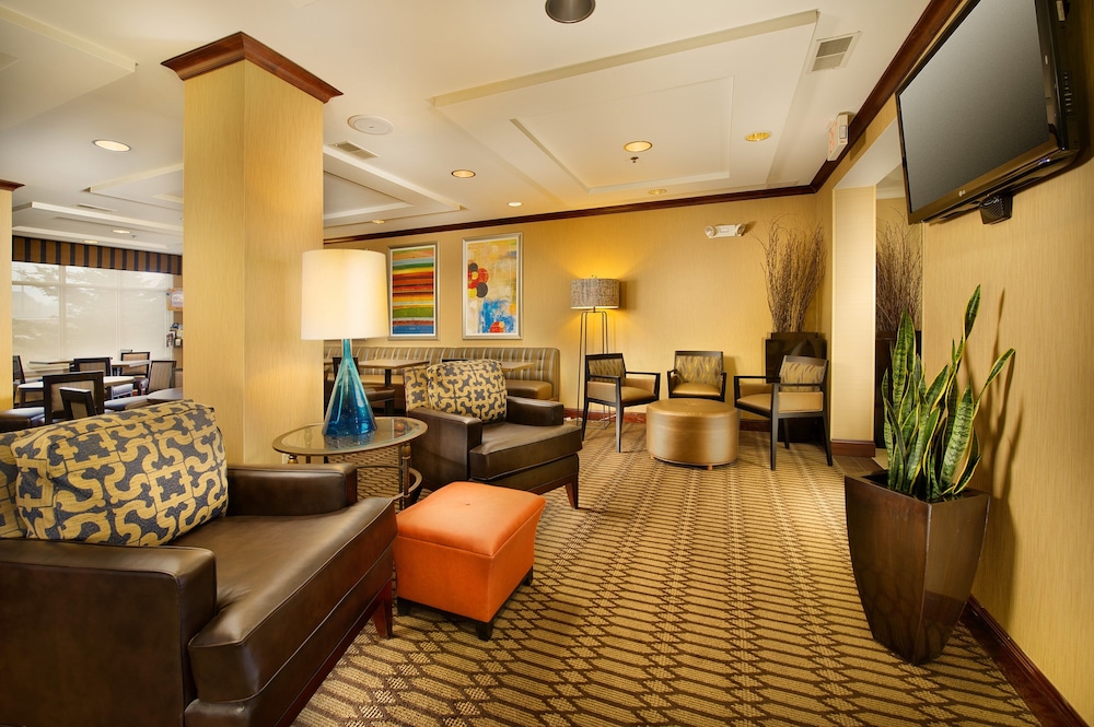 holiday inn express hotel and suites chambersburg by ihg