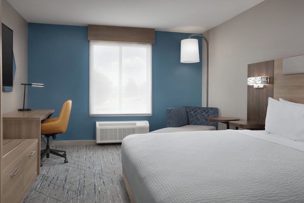 holiday inn express hotel and suites chambersburg by ihg