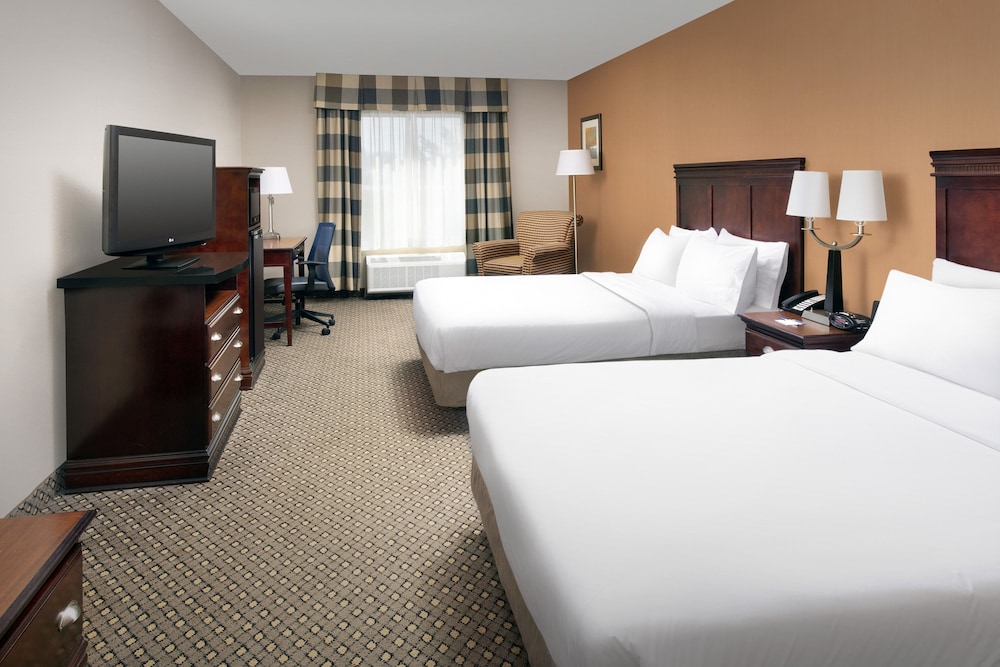 holiday inn express hotel and suites chambersburg by ihg