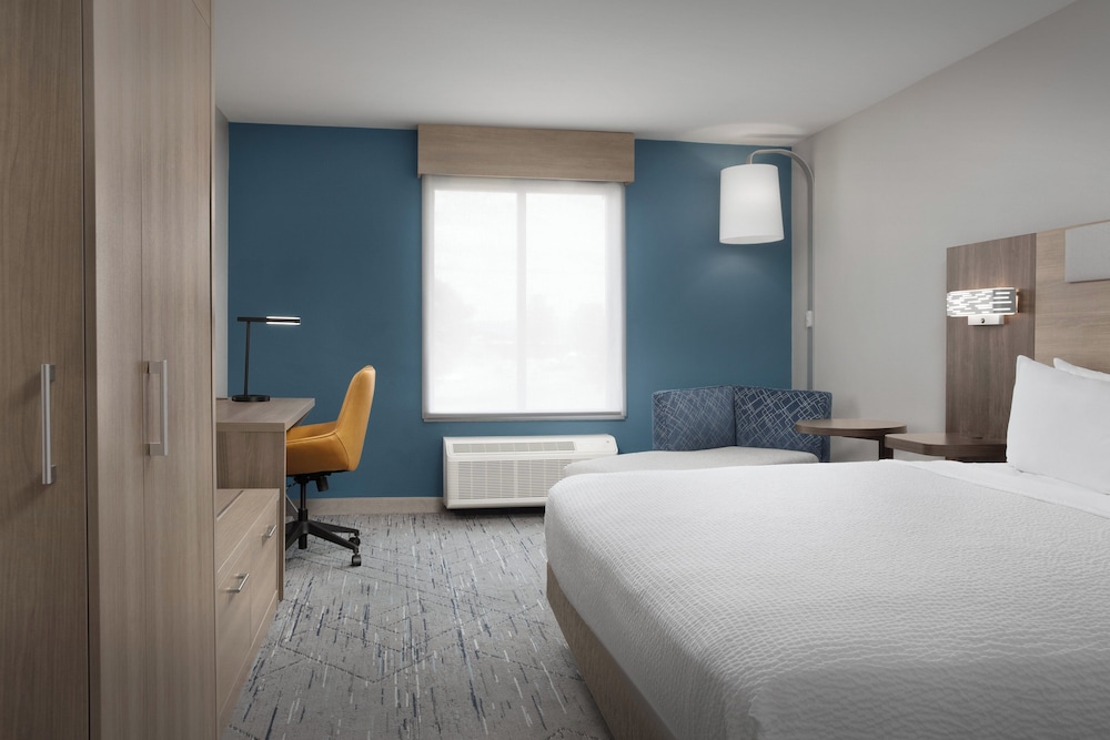 holiday inn express hotel and suites chambersburg by ihg