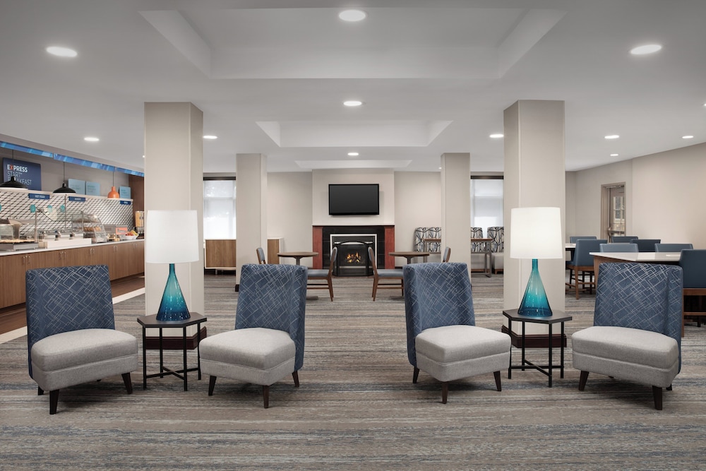 holiday inn express hotel and suites chambersburg by ihg