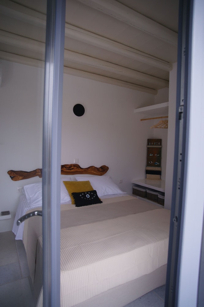 krotiri view paros