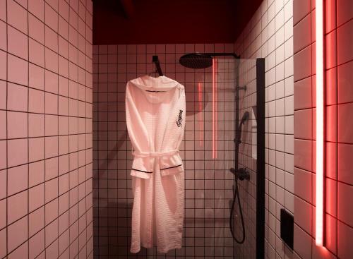 dave red athens a member of brown hotels