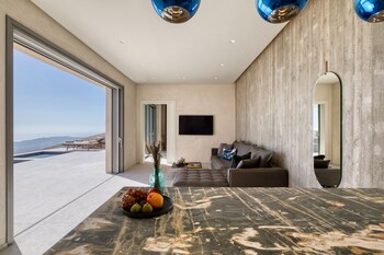 santorini sky luxury resort