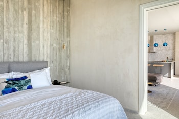 santorini sky luxury resort