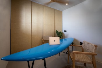 Seesoo Paros Beachfront Resort,Paros>>Parikia,4 star