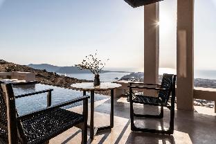 nimbus santorini