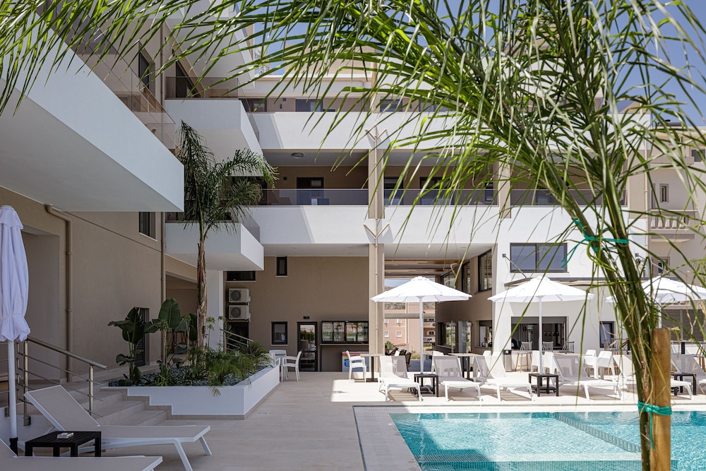 sapphire horizon suites