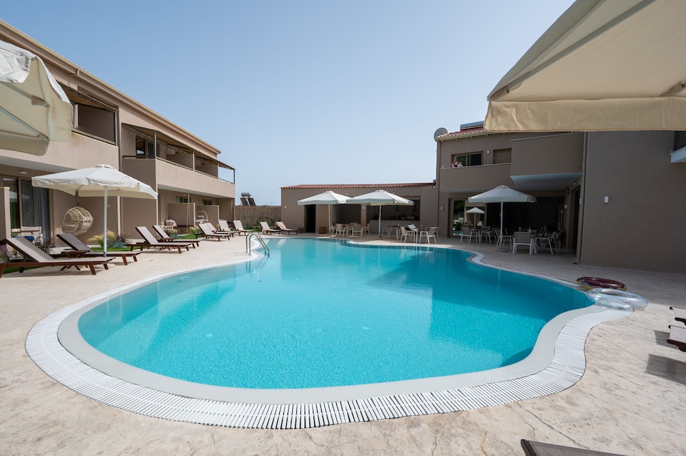 scarabeo hotel and villas parga