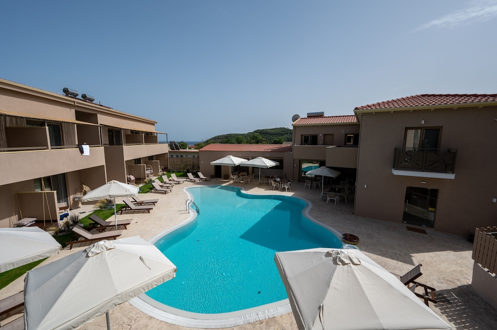 scarabeo hotel and villas parga