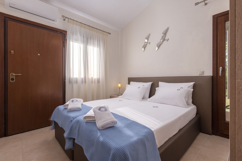 terra doro villas