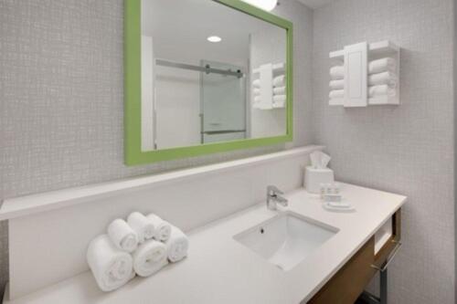 hampton inn and suites richmond short pump
