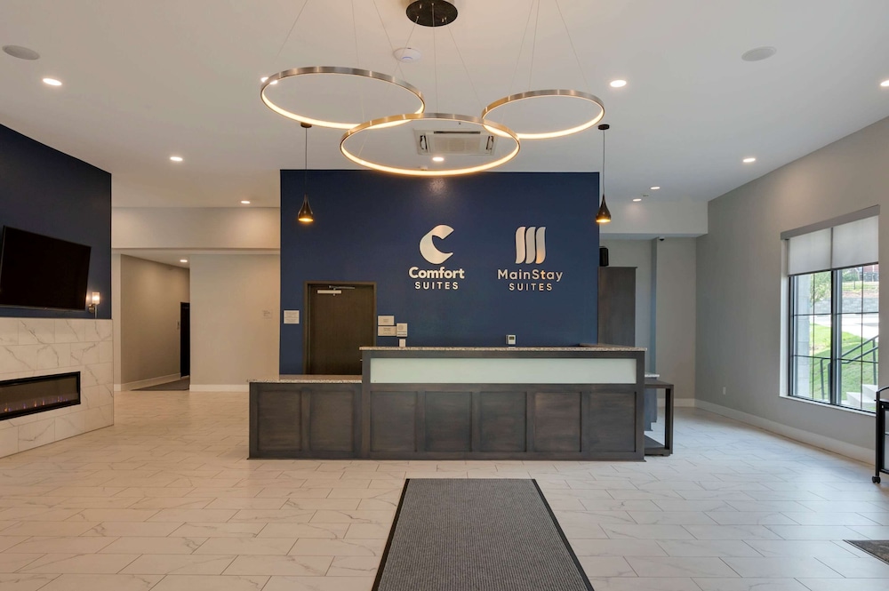 comfort suites cincinnati university downtown