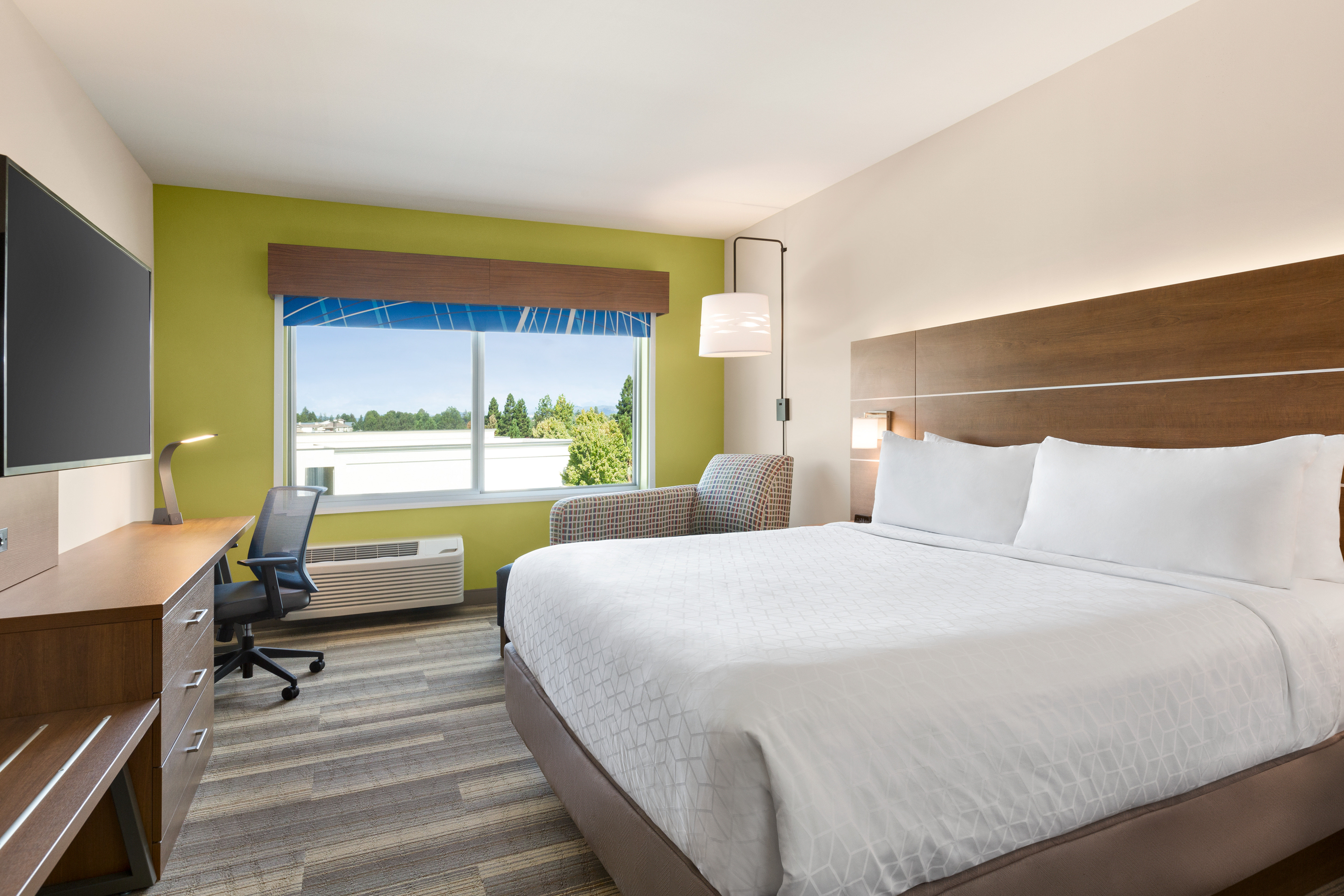 holiday inn express and suites ukiah an ihg hotel