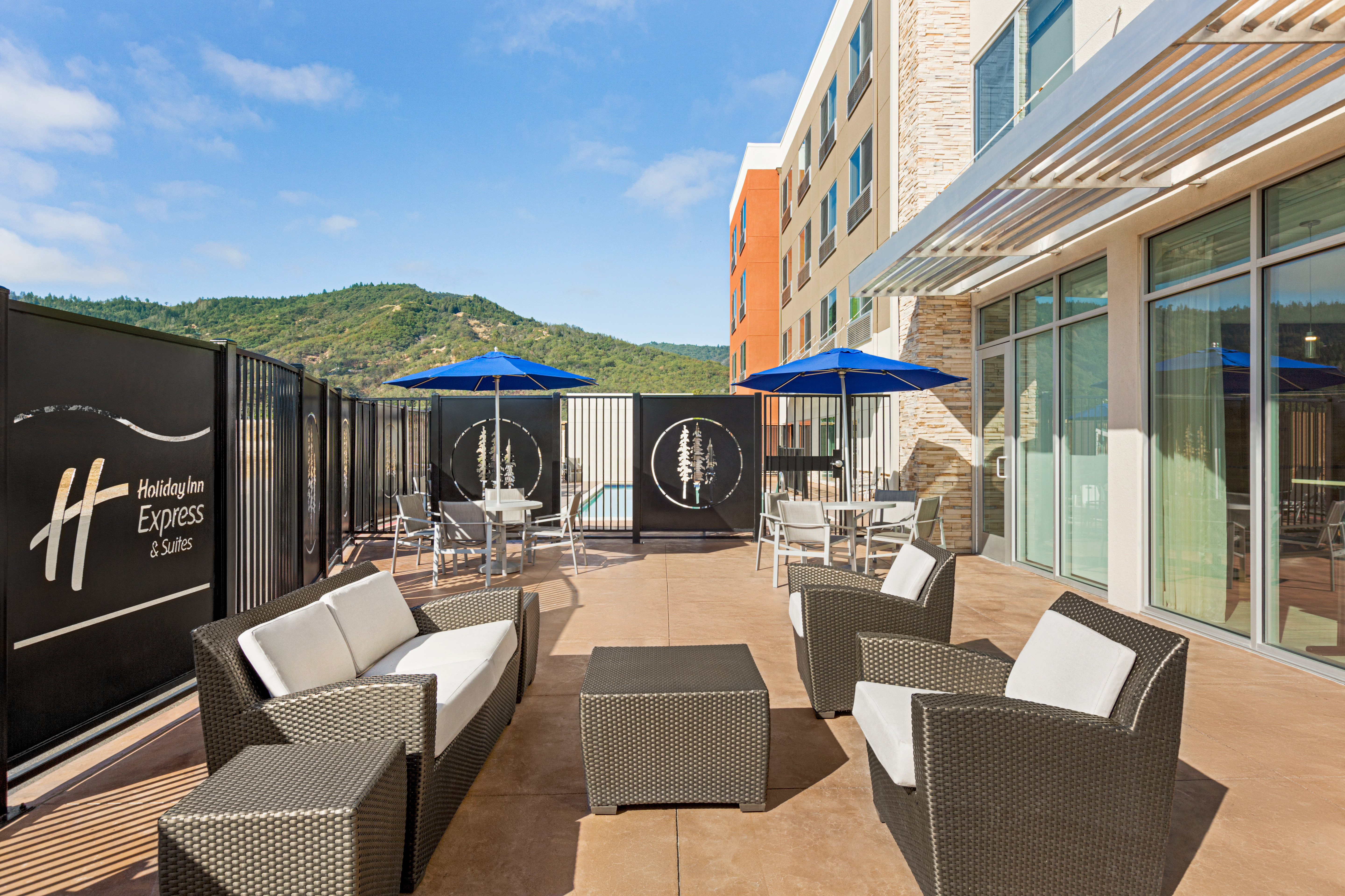 holiday inn express and suites ukiah an ihg hotel