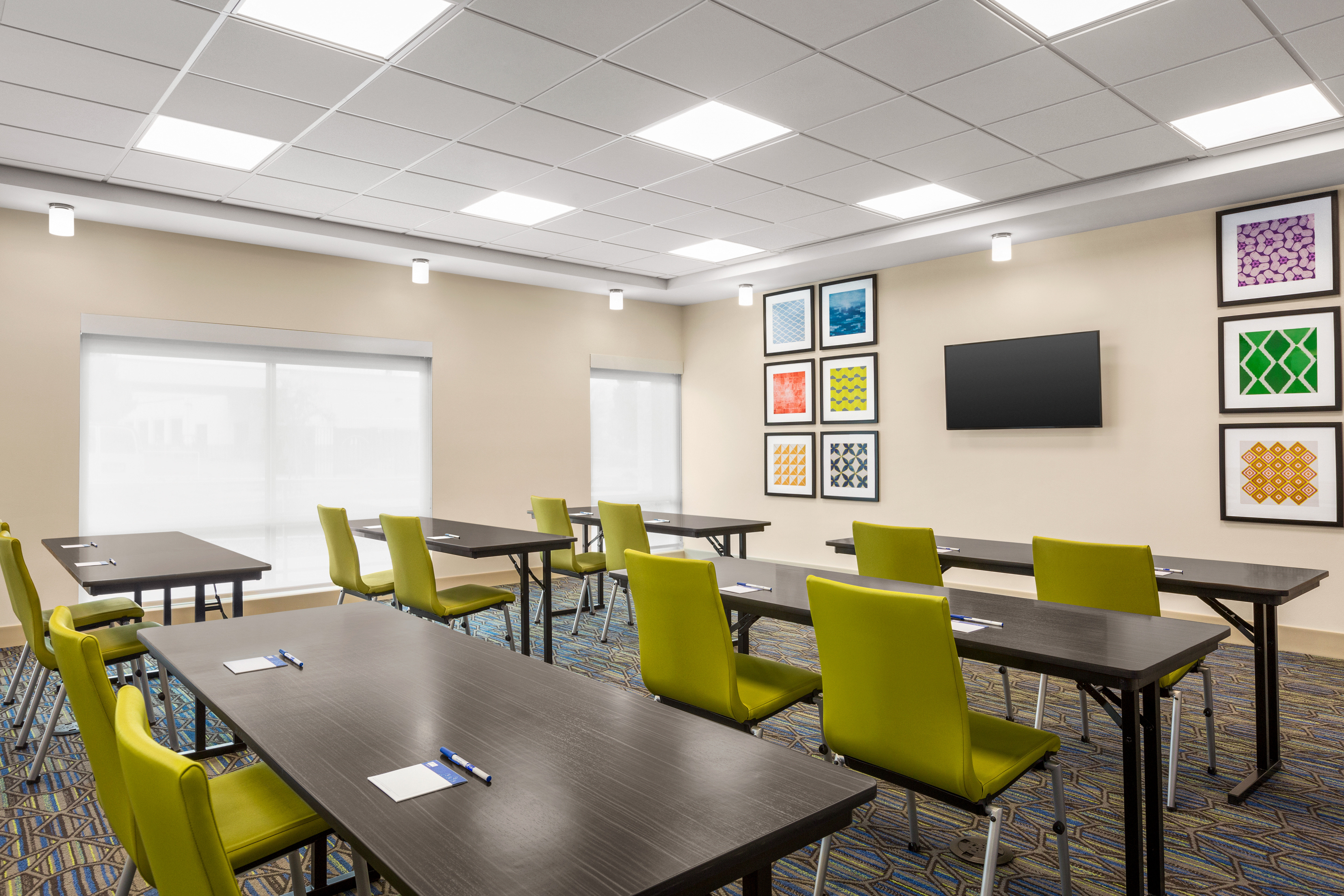 holiday inn express and suites ukiah an ihg hotel