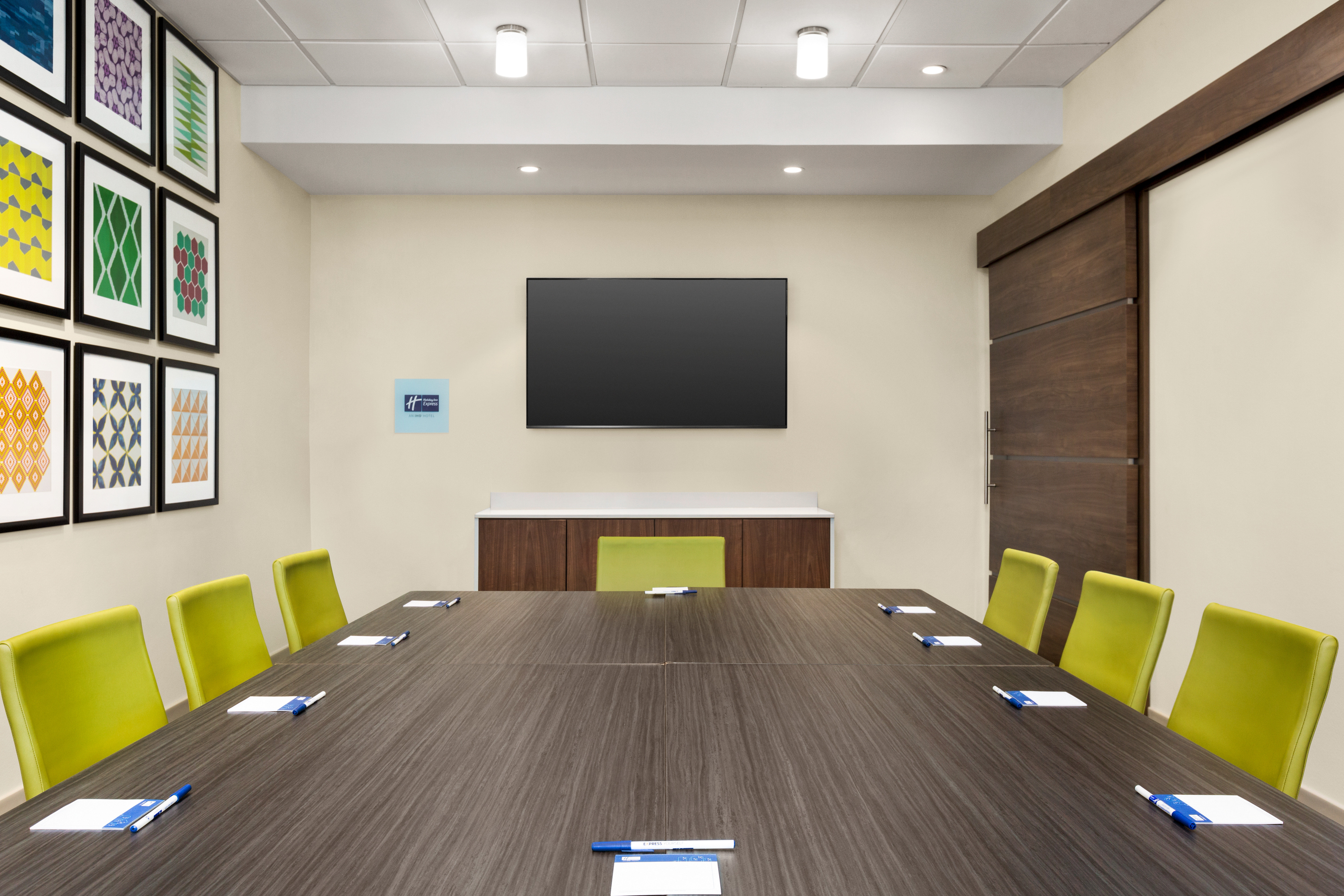 holiday inn express and suites ukiah an ihg hotel