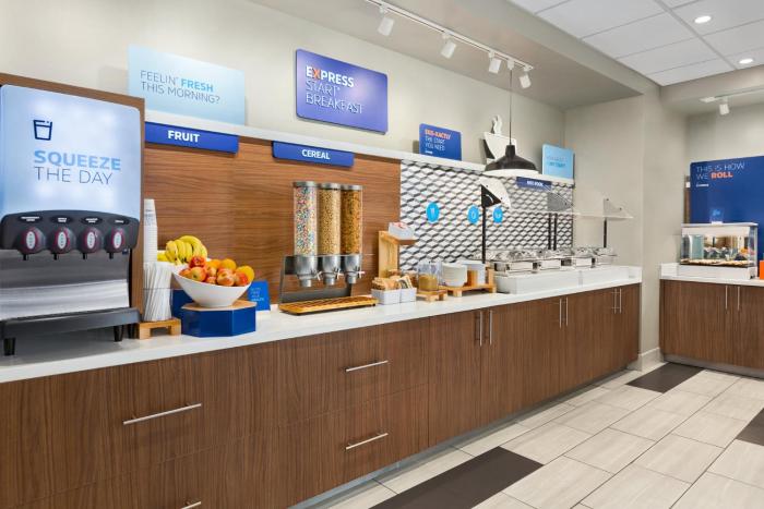 holiday inn express and suites ukiah an ihg hotel