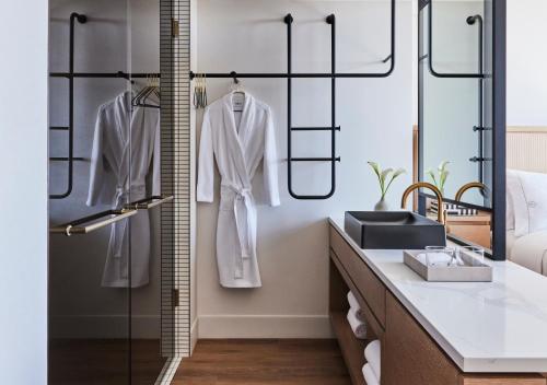 omni boston hotel at the seaport