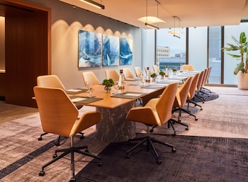 omni boston hotel at the seaport