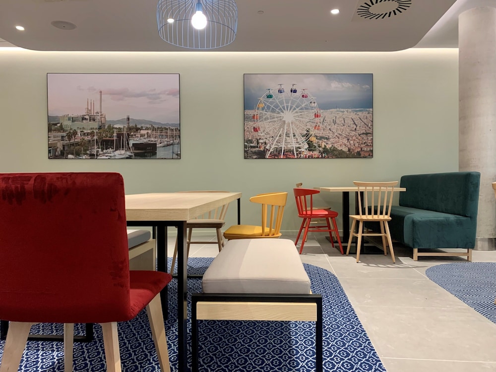 hampton by hilton barcelona fira gran via