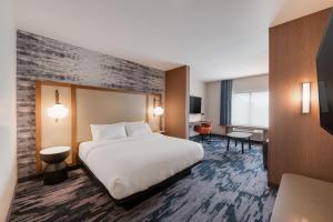 fairfield inn and suites by marriott virginia beach town center