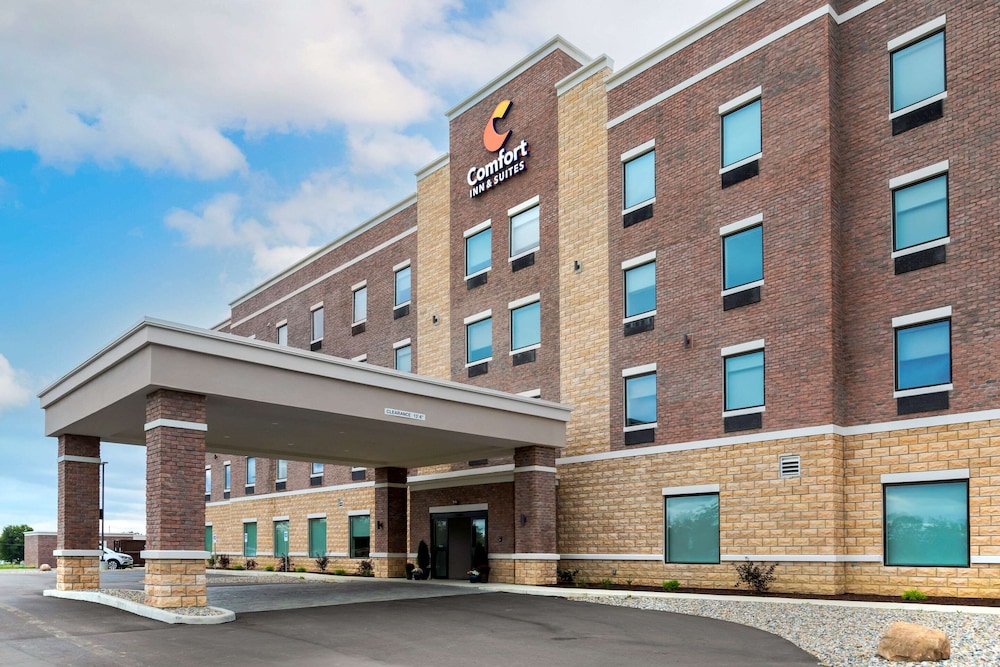 comfort inn and suites