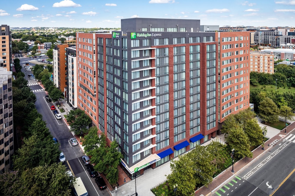 holiday inn express washington dc downtown an ihg hotel